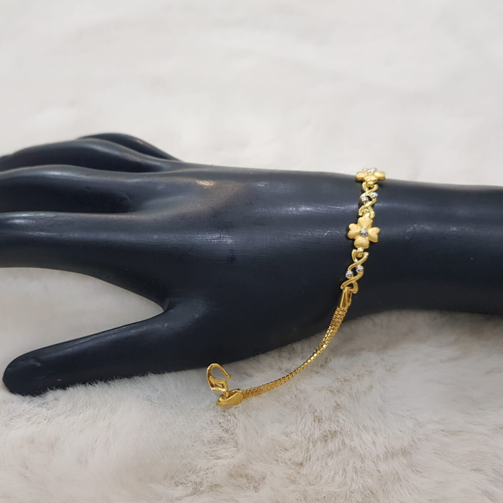 https://www.jewelnidhi.com/img/1728623680AGBR008.png