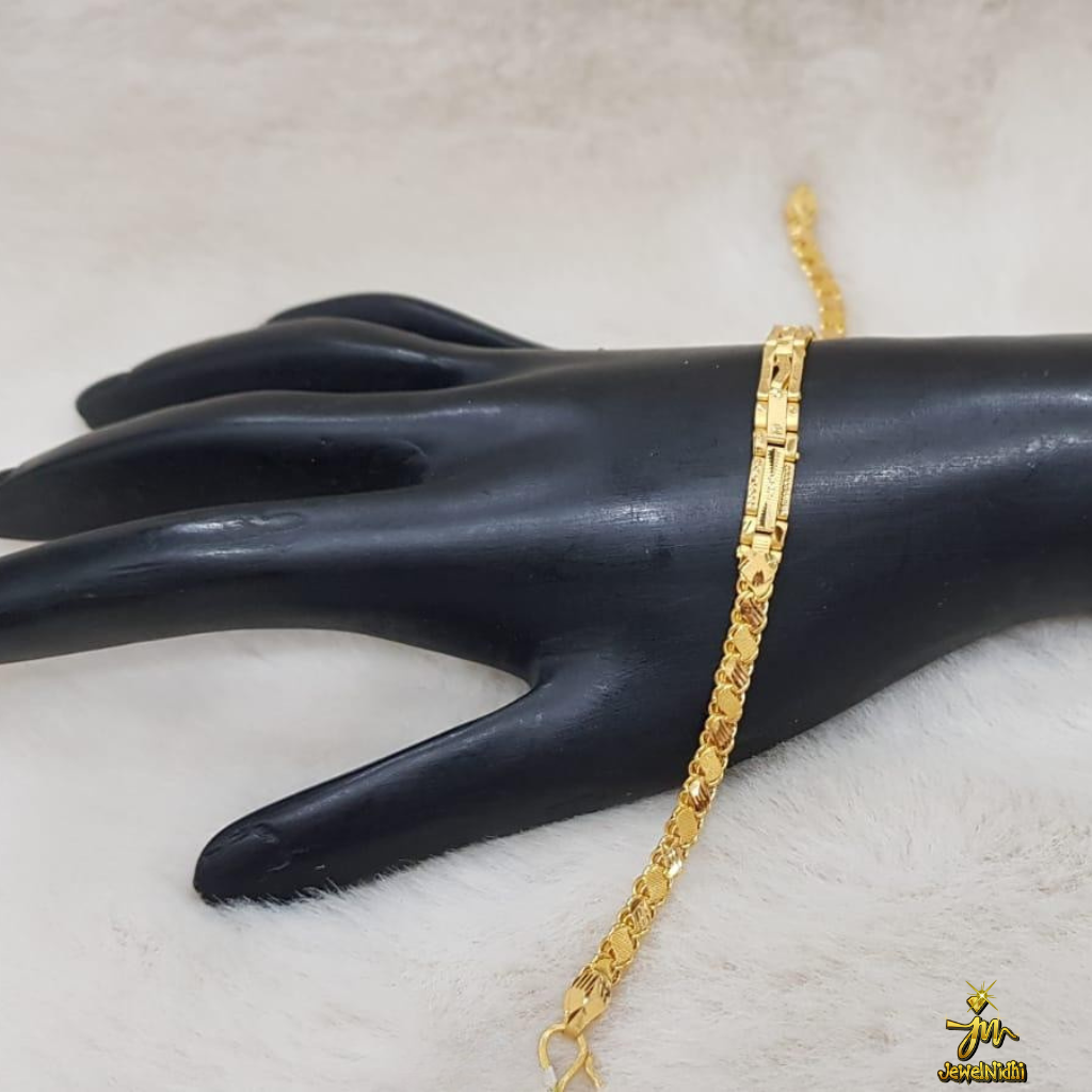 https://www.jewelnidhi.com/img/1775042425AGBR0018.png